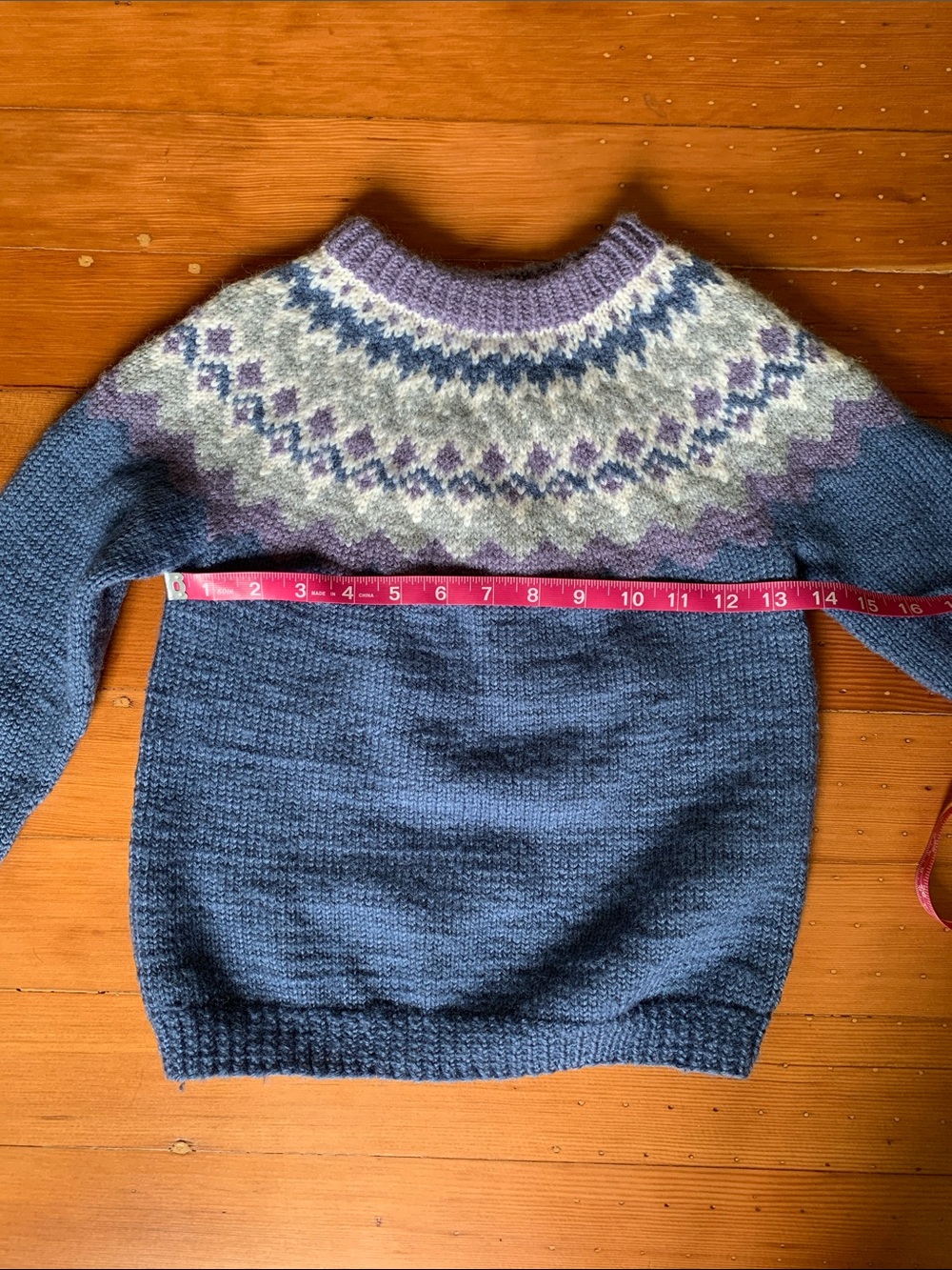 Children’s Handknit Blue Fair Isle Yoke Sweater Sz 2-4 - Picture 2 of 2